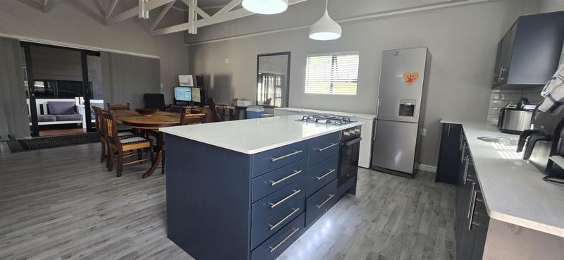 2 Bedroom Property for Sale in Groot Brakrivier Central Western Cape